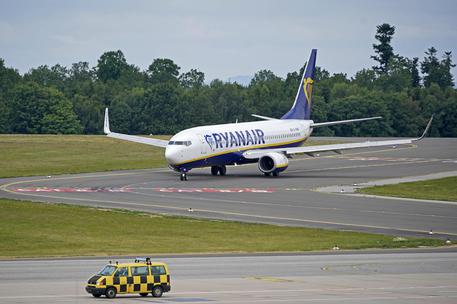 epa07703157 A Ryanair plane at the international airport Frankfurt-Hahn in Hahn, Germany, 08 July 2019. Frankfurt-Hahn Airport is a commercial airport in Hunsrueck, Rhineland-Palatinate. In addition to London-Stansted, it is an important German hub for the low-cost carrier Ryanair and meanwhile also an important operational base for Wizz Air.  EPA/RONALD WITTEK