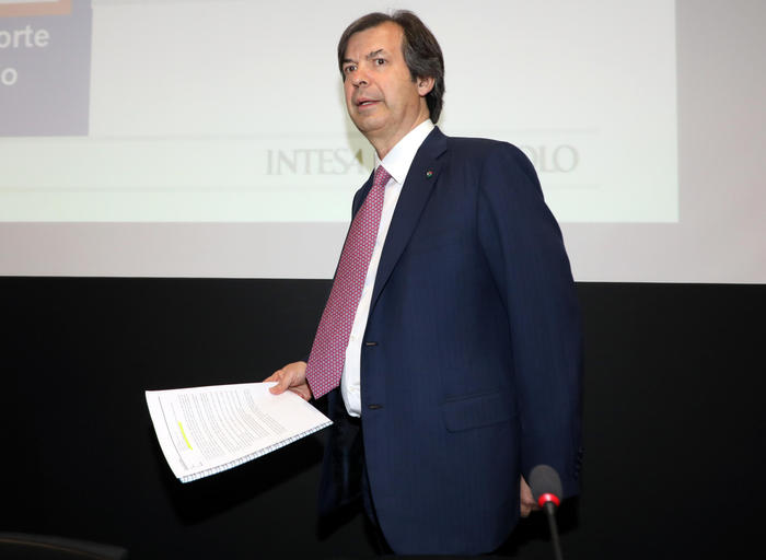 CEO Carlo Messina during the press conference to explain Intesa Sanpaolo launches 4.9bn bid to buy rival UBI Banca, in Milan, Italy, 18 February 2020.
ANSA / MATTEO BAZZI