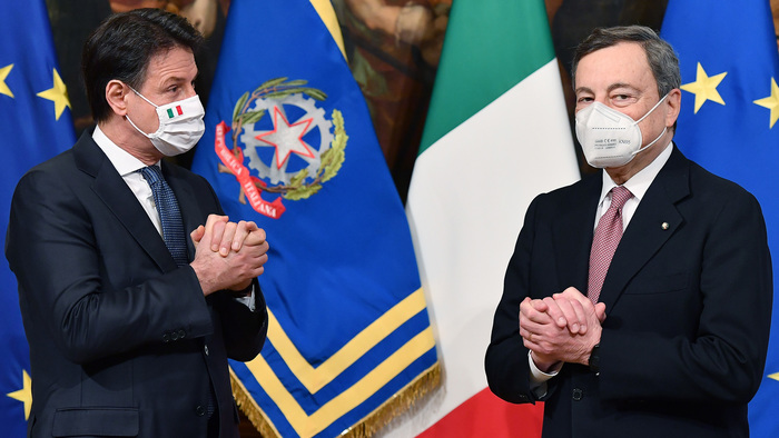 Italy's new Prime Minister Mario Draghi (R) and outgoing prime minister Giuseppe Conte, during the handover ceremony at Chigi Palace in Rome, Italy, 13 February 2021. Former European Central Bank (ECB) chief Mario Draghi has been sworn in on the day as Italy's prime minister after he put together a government securing broad support across political parties following the previous coalition's collapse. ANSA/ ETTORE FERRARI/pool