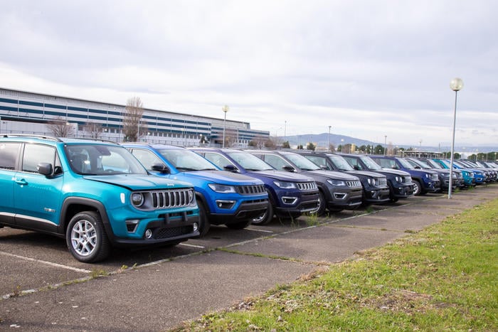 An area of ??cars produced in the Stellantis factory, in San Nicola di Melfi (Potenza), 21 January 2021. About seven thousand people work in the Lucanian factory - where 500 X, Jeep Renegade and Compass are produced. ANSA / TONY VECE.