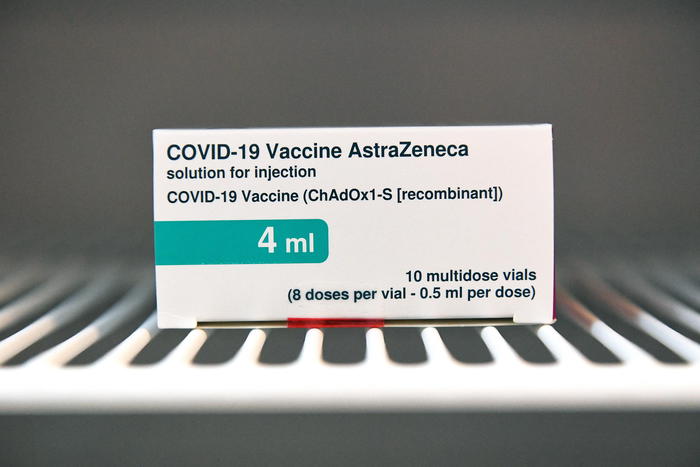 epa09089203 AstraZeneca COVID-19 vaccine is seen in a refrigerator at the Camp Hill Medical Center in Brisbane, Australia, 22 March 2021. More than six million Australians are now eligible to receive coronavirus vaccines under a new phase of the national rollout. Phase 1b of the program kicked off across the country on 22 March.  EPA/DAVE HUNT  AUSTRALIA AND NEW ZEALAND OUT