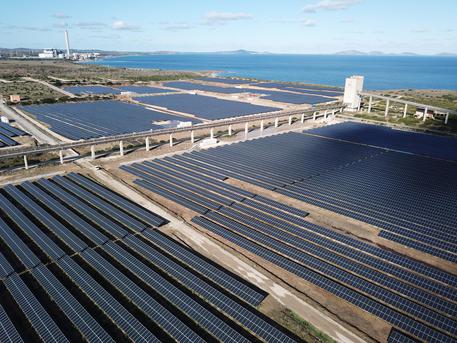 Impianto fotovoltaico Eni a Porto Torres