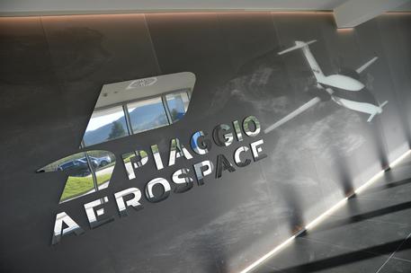 Una veduta interna del nuovo stabilimento di Piaggio Aerospace di Villanova d'Albenga (Savona), 07 novembre 2014. ANSA/ LUCA ZENNARO