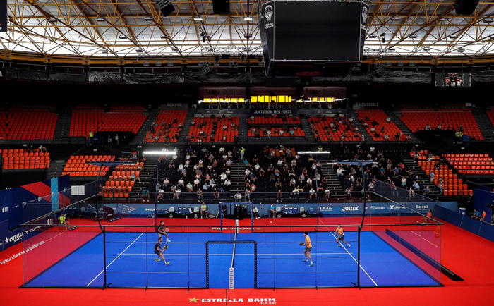 epa08650668 Juan Lebron and Alejandro Galan (L) in action against Juan Tello and Federico Chingotto (R) during the final of the Estrella Damm Valencia Open of the World Padel Tour played in Valencia, eastern Spain, 06 September 2020.  EPA/Manuel Bruque