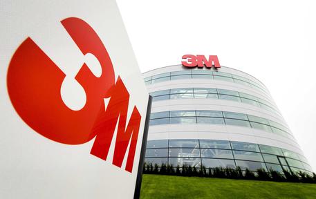 epa05127068 (FILE) A file photo dated 05 November 2014 showing an exterior view of the Dutch head office of international technology company 3M in Delft, The Netherlands. 3M reported their 4th quarter and fiull year 2015 results on 26 January 2016, saying 4th-quarter GAAP earnings were 1.66 USD per share, a decrease of 8.3 per cent versus the fourth quarter of 2014. Sales declined 5.4 per cent year-on-year to 7.3 billion USD. Operating income was 1.5 billion USD and operating income margins for the quarter were 20.5 per cent, down 1.0 percentage point year-on-year. Excluding restructuring, operating income was 1.6 billion USD in the quarter and operating margins were 22.1 per cent, up 0.6 percentage points year-on-year. Fourth-quarter net income was 1.0 billion USD and the company converted 182 per cent of net income to free cash flow.  EPA/KOEN VAN WEEL