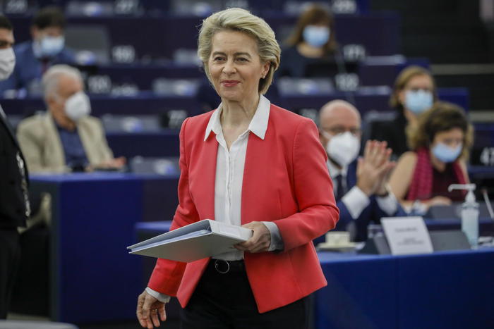 epa09256736 European Commission President Ursula von der Leyen after she delivered a speech on the conclusions of the special meeting of the European Council on 24 and 25 May 2021, during a plenary session at the European Parliament in Strasbourg, France, 09 June 2021.  EPA/JULIEN WARNAND / POOL