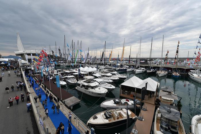 Una veduta del 59esimo Salone Nautico di Genova che dal 19 al 24 settembre ospitera' il meglio della nautica mondiale e italiana, Genova, 19 settembre 2019. ANSA/LUCA ZENNARO