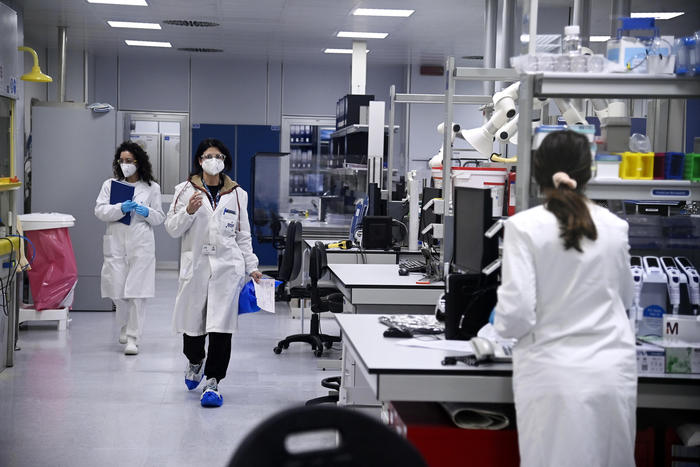The Laboratories of BSP Pharmaceuticals where about 100000 doses per month of Bamlanivimab Lilly, monoclonal antibodies, are produced on behalf of Lilly pharmaceutical company, to fight Covid-19 pandemic, Latina, Italy, 21 December 2020. ANSA/RICCARDO ANTIMIANI