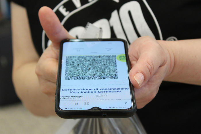 At Leonardo Da Vinci International Airport are scrupulous checks for the possession of the European green pass Covid-19 in paper or digital format to leave the national borders, Rome, Italy, 01 July 2021. The pass consists of a QR code, to be kept in your smartphone or pocket, to demonstrate that you can travel having completed the vaccination cycle, be negative to a swab, or be cured from Covid-19 and have developed antibodies.  ANSA / Telenews