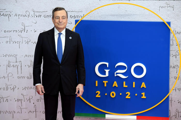 Italian Prime Minister, Mario Draghi, arrives at the La Nuvola center to partecipate at the G20 summit of world leaders to discuss climate change, Covid-19 and the post-pandemic global recovery in Rome, Italy, 30 October 2021.
ANSA/ETTORE FERRARI/POOL