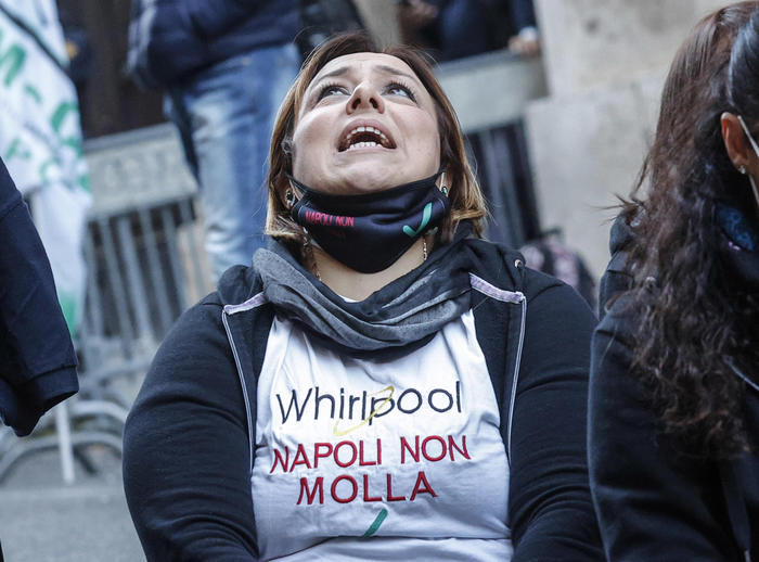 Whirlpool workers during the demonstration against the redundancies and the closure of the Naples plant, in Rome, Italy, 14 October 2021. ANSA/GIUSEPPE LAMI