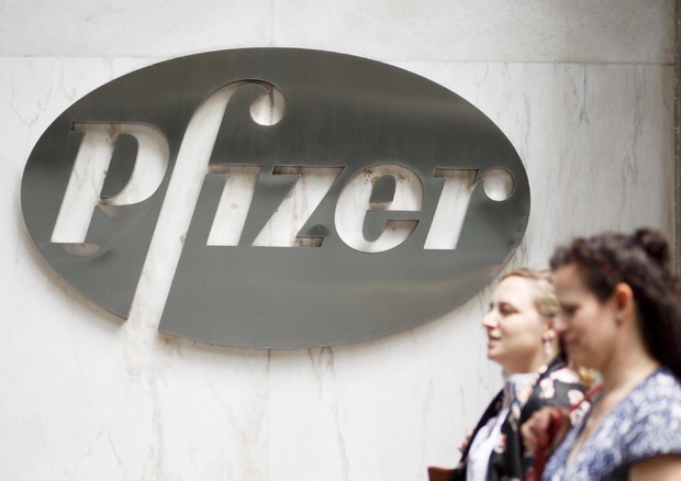 Pfizer: 5,5 milioni di dollari per il 62% delle azioni
