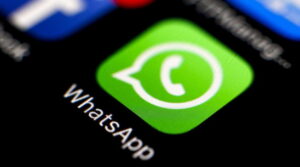 Bologna, licenziati tramite WhatsApp
