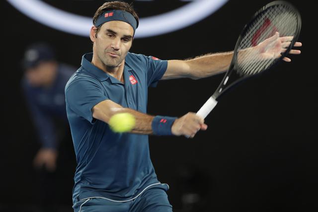Federer, dall’asta di cimeli raccolti 4,7 milioni
