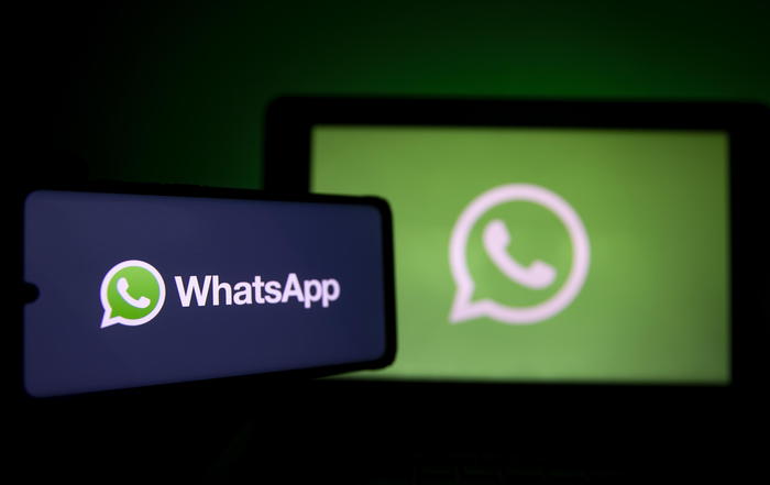 WhatsApp down insieme a Facebook: hanno ripreso a funzionare le app di Zuckerberg