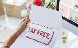 Tax free shopping solo con fattura elettronica