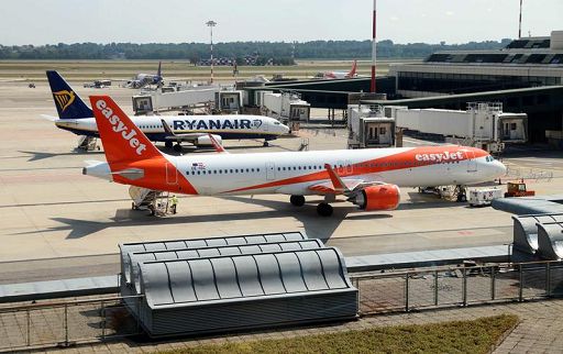 Trasporto aereo, IATA lancia l’allarme: “Non si tornerà ai livelli pre-Covid prima del 2024”