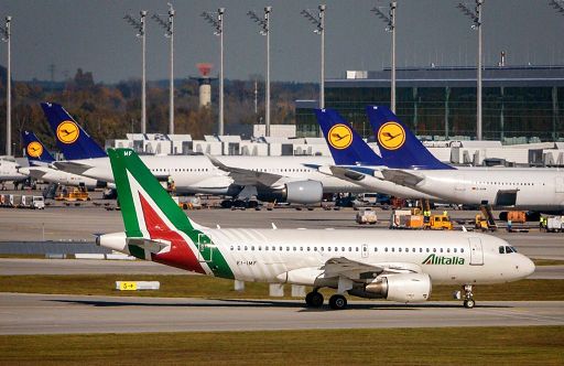Covid, l’Ue approva gli aiuti di Stato per i danni subiti dalle compagnie aeree
