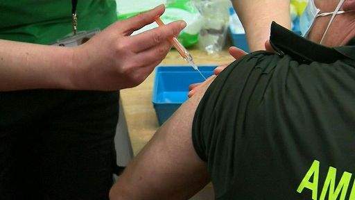 Vaccino Astrazeneca, l’ok dell’Ema potrebbe arrivare entro fine gennaio