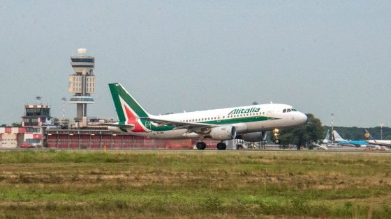 Alitalia dice addio ai voli da Milano Malpensa