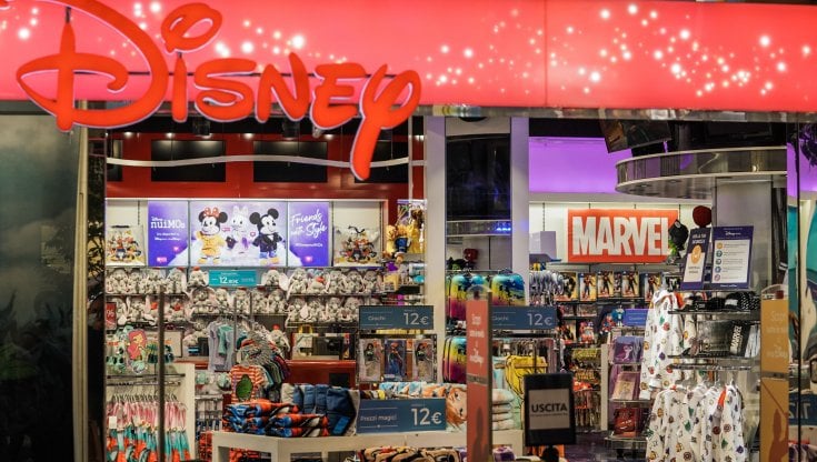 Disney store lascia l’Italia, annunciata la chiusura dei negozi
