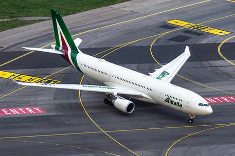 Effetto Covid su Alitalia: traffico e ricavi giù di oltre il 70%