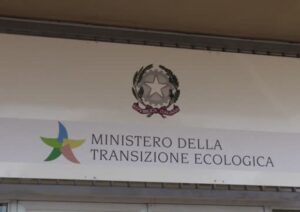 Rifiuti, investimenti per 2,6 miliardi