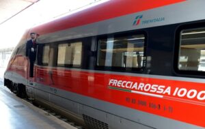 Inaugurato il Frecciarossa Milano-Parigi. Corradi: “treno pieno, molti giovani”