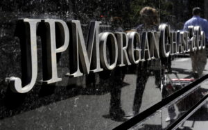 JPMorgan Chase taglia il personale di First Republic. Fuori mille posti