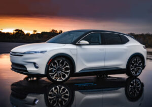 Auto, per Chrysler solo vetture elettriche dal 2028