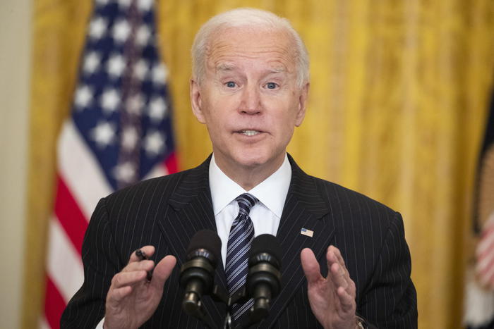 Usa, Biden presenta il suo piano da 2.000 miliardi per ammodernare le infrastrutture