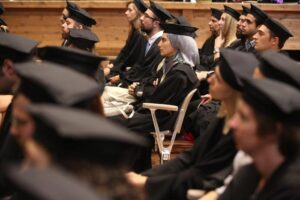 Covid, l’Italia è tra i primi cinque Paesi al mondo per ricerca