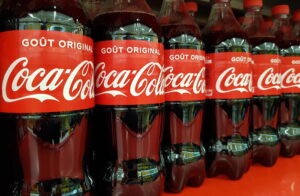 Coca Cola, utili e fatturato battono le attese
