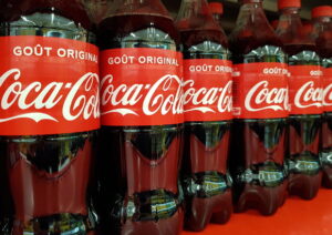 Coca Cola, ricavi in crescita nel primo trimestre 2021. Giù gli utili