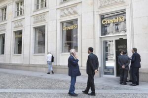 CreVal, Dumont esce allo scoperto: “l’opa promossa da Agricole è inadeguata”
