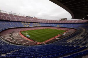 Calcio, bruciati quasi due miliardi per gli stadi vuoti