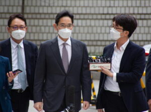 Samsung: l’erede Lee Jae-yong condannato per uso di stupefacenti