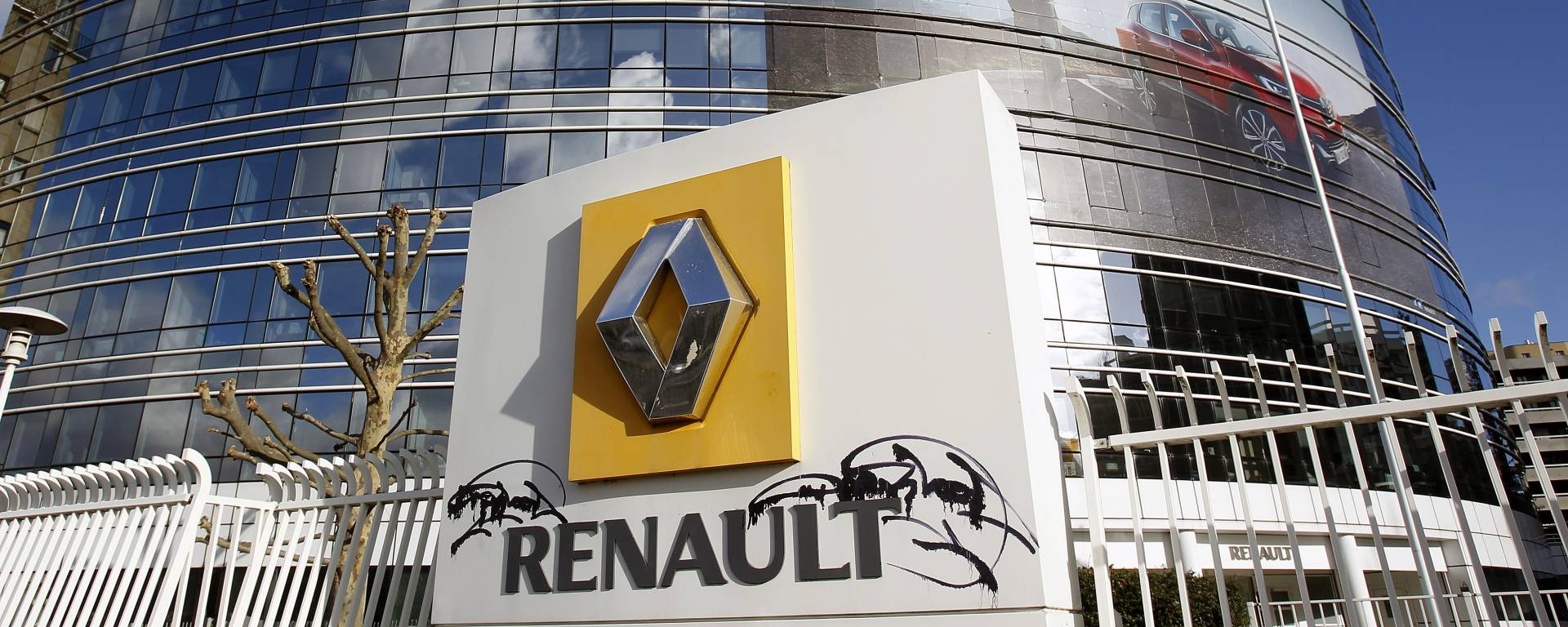 Renault, via libera ai prestiti statali da 5 miliardi