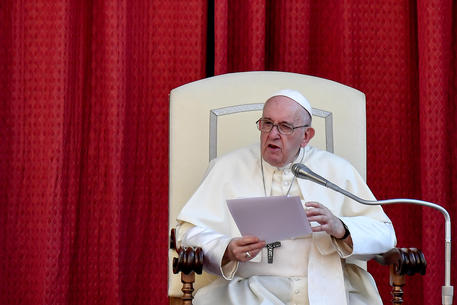 Vaticano, no ai regali sopra i 40 euro per i dipendenti