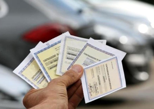 Assicurazioni: oltre 196 siti fake da gennaio