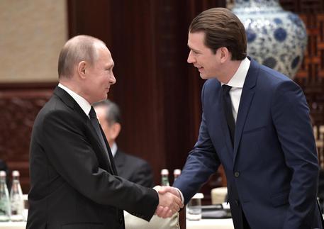 Sputnik V, l’Austria tratta con la Russia per averlo