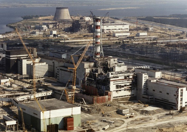 Chernobyl, riprende a bruciare il reattore quattro