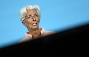 Lagarde: tasso terminale dipenderà anche da inflazione