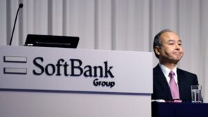 SoftBank crolla in Borsa per la bolla dei tecnologici a Wall Street