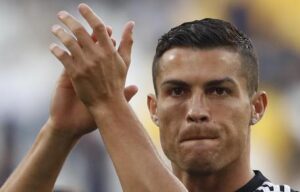 Maglia di Cristiano Ronaldo all’asta per beneficenza a Las Palmas