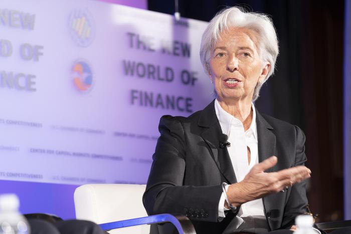 epa07480587 A handout photo made available by the International Monetary Fund (IMF) shows the IMF Managing Director Christine Lagarde speaks at the US Chamber of Commerce in Washington, DC., USA, 02 April 2019.  EPA/STEPHEN JAFFE / IMF HANDOUT  HANDOUT EDITORIAL USE ONLY/NO SALES