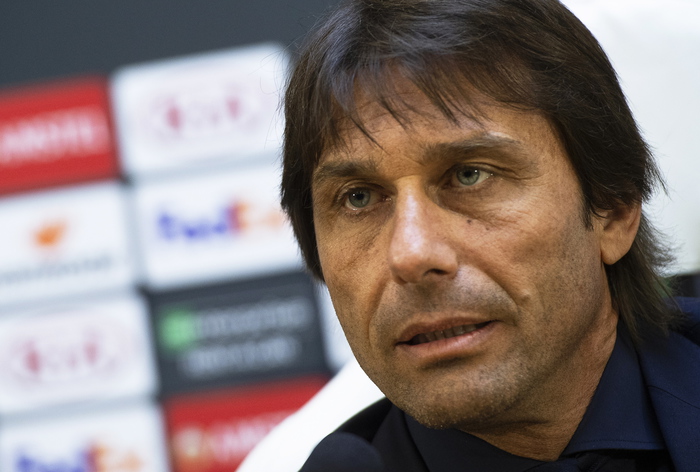 epa08228514 Inter Milan's head coach Antonio Conte speaks during a press conference in Razgrad, Bulgaria, 19 February 2020. Inter Milan will face PFC Ludogorets Razgrad in their UEFA Europa League round of 32, first leg soccer match on 20 February 2020.  EPA/VASSIL DONEV