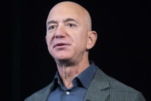 Dazn nelle mani di Amazon? Il dossier tenta Bezos
