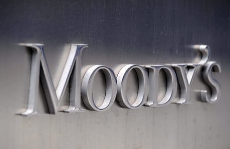 Moody’s, l’outlook rimane negativo per tutte banche europee nel 2021