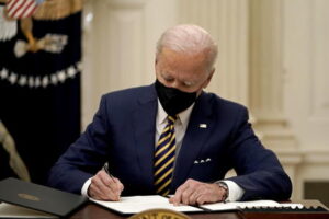 Armi, Biden ha sbloccato un contratto da oltre 23 miliardi siglato con gli Emirati